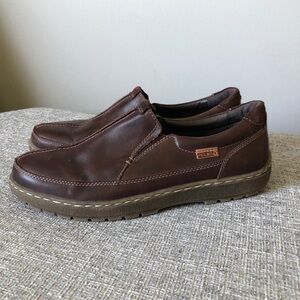 Pikolinos leather loafer driving shoes